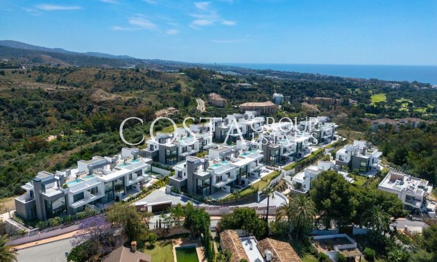 Nowy budynek - Willa -
Marbella - Rio Real Golf