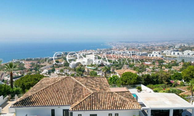 Neue Gebäude - Villa -
Benalmádena - La Capellanía