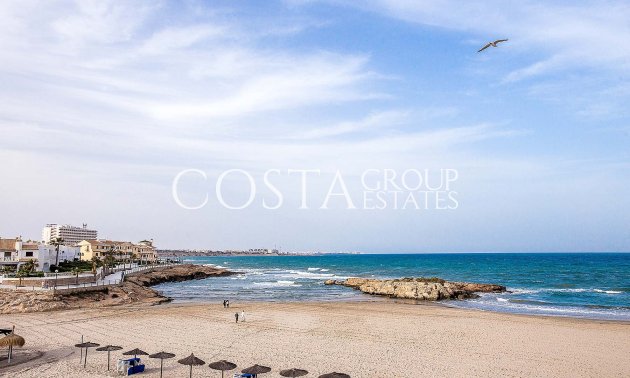 Nowy budynek - Willa -
Orihuela Costa