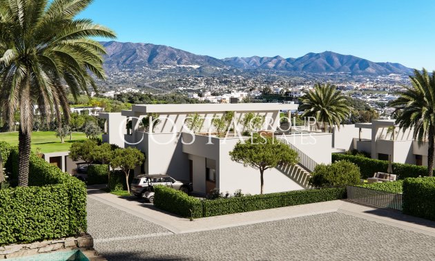 Neue Gebäude - Villa -
Las Lagunas de Mijas