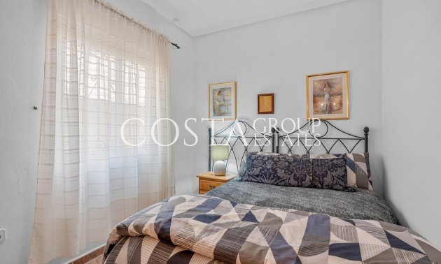 Herverkoop - Villa -
Orihuela Costa - El Galan