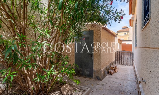 Herverkoop - Villa -
Orihuela Costa - El Galan