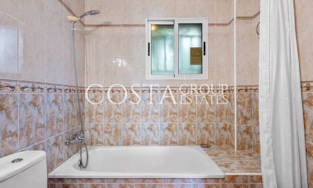 Herverkoop - Villa -
Orihuela Costa - El Galan