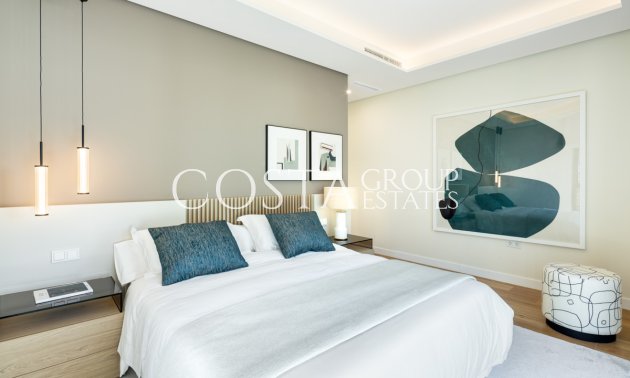 Neue Gebäude - Villa -
Marbella