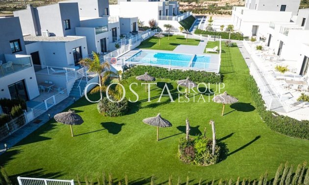 Nowy budynek - Dom -
Banos y Mendigo - Altaona Golf
