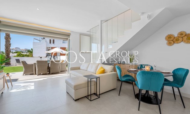 Herverkoop - Villa -
Orihuela Costa - Villamartín