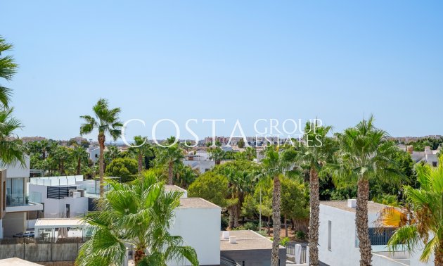 Herverkoop - Villa -
Orihuela Costa - Villamartín