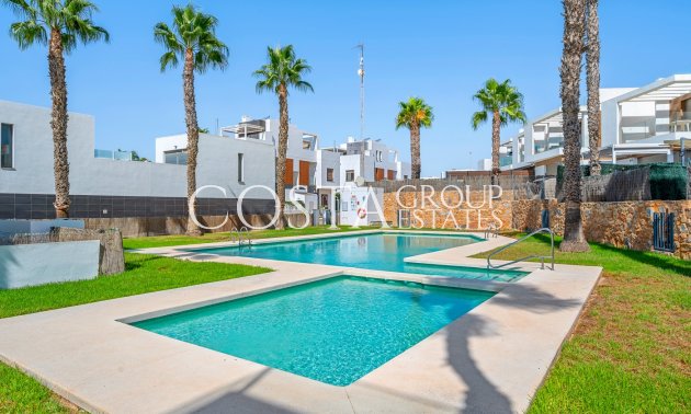 Herverkoop - Villa -
Orihuela Costa - Villamartín