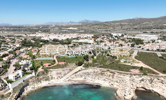 Neue Gebäude - Villa -
El Campello
