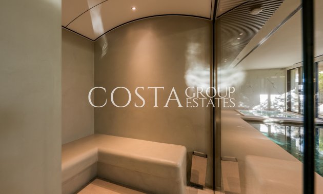 Neue Gebäude - Apartments -
Estepona