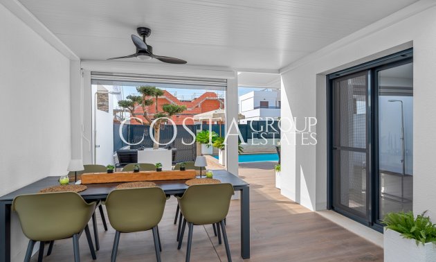Herverkoop - Villa -
Orihuela Costa - Orihuela