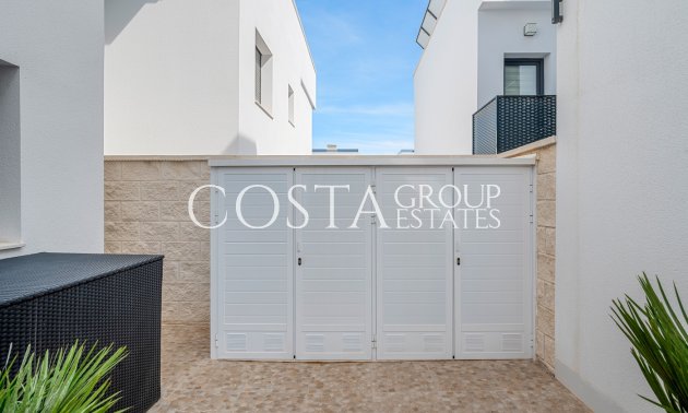 Herverkoop - Villa -
Orihuela Costa - Orihuela