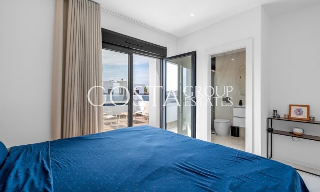 Herverkoop - Villa -
Orihuela Costa - Orihuela