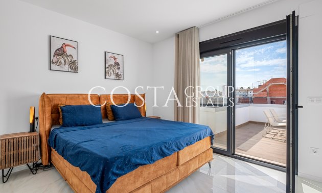 Herverkoop - Villa -
Orihuela Costa - Orihuela