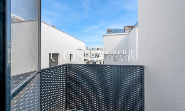 Herverkoop - Villa -
Orihuela Costa - Orihuela