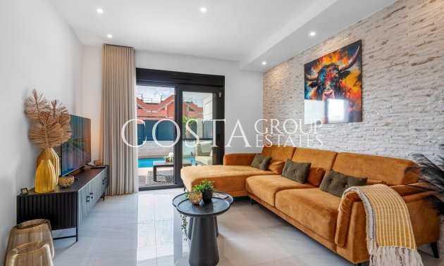 Herverkoop - Villa -
Orihuela Costa - Orihuela