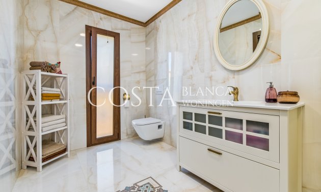 Resale - Villa -
Ciudad Quesada