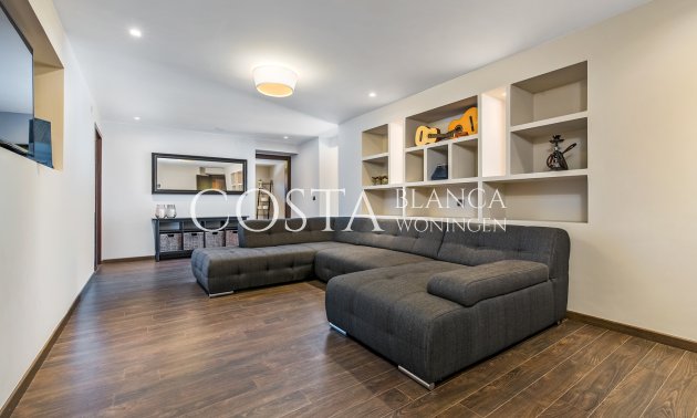 Resale - Villa -
Ciudad Quesada