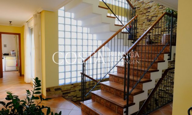 Resale - Villa -
Orihuela Costa - Orihuela