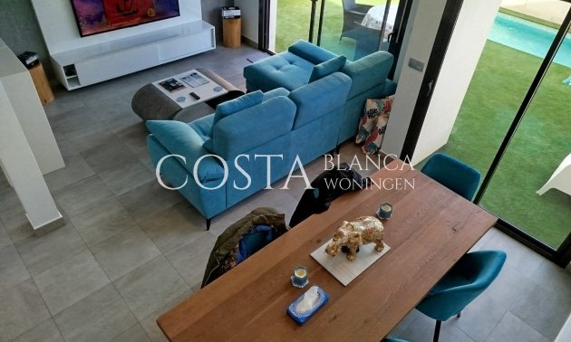 Herverkoop - Villa -
Orihuela Costa - Los Dolses