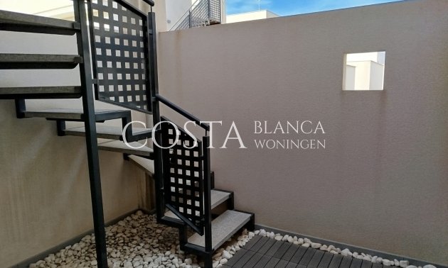 Herverkoop - Villa -
Orihuela Costa - Los Dolses