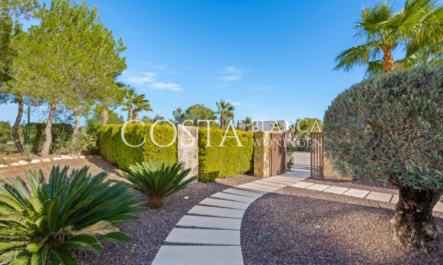 Herverkoop - Villa -
Las Colinas Golf Resort - Las Colinas golf