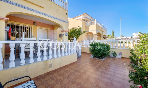 Herverkoop - Huis -
Orihuela Costa - Villamartín
