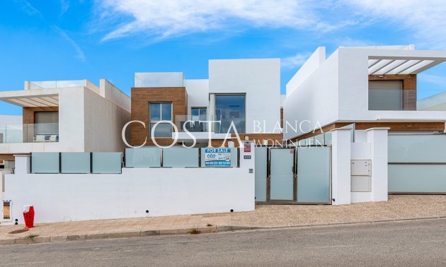 Herverkoop - Villa -
Orihuela Costa - Villamartín
