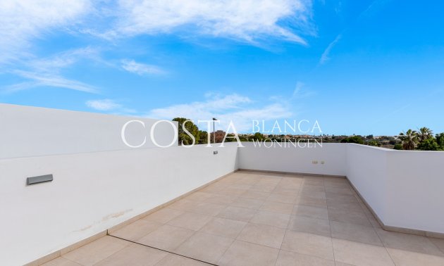Herverkoop - Villa -
Orihuela Costa - Villamartín