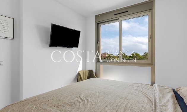 Herverkoop - Villa -
Orihuela Costa - Villamartín