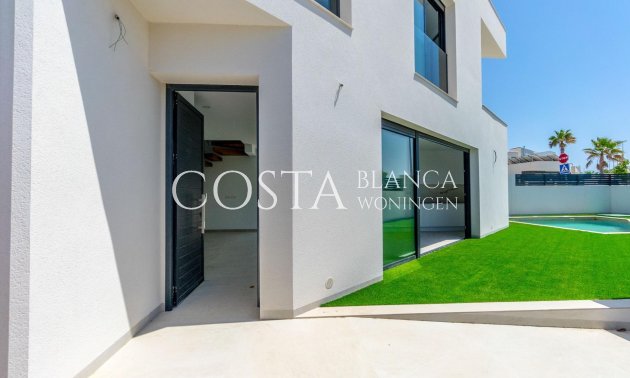 Nouvelle construction - Villa -
Benijofar