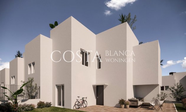 Nowy budynek - Willa -
Monforte del Cid