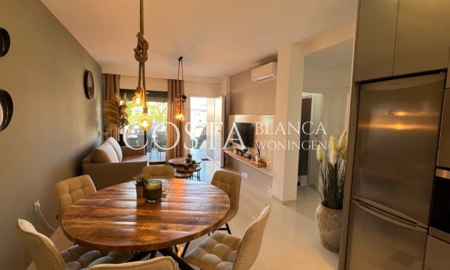 Herverkoop - Appartement -
Pilar de la Horadada - Mil Palmeras
